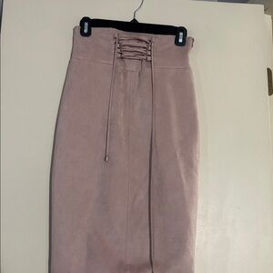 Forever21 pastel pink highwaisted faux suede skirt
J